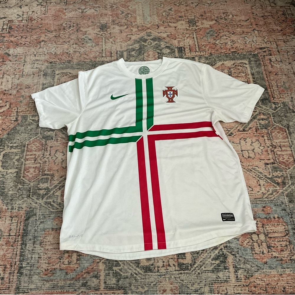 Nike- Portugal World Cup  Men’s XL